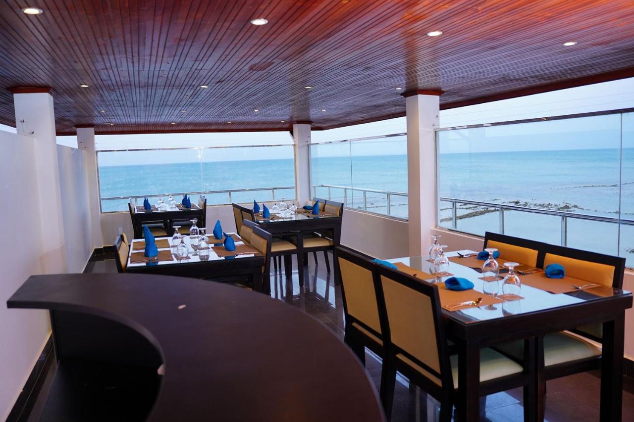 Village Hotel Northern Point Point Pedro 外观 照片